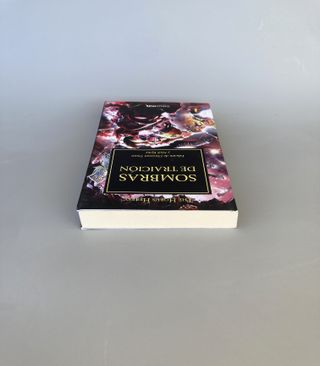 #730 Sombras de traición - Herejía de Horus 22