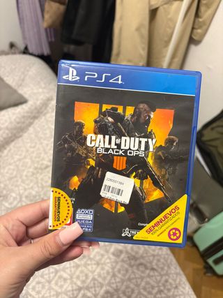 Juegos PS5 Vampire y PS4 Call of Duty
