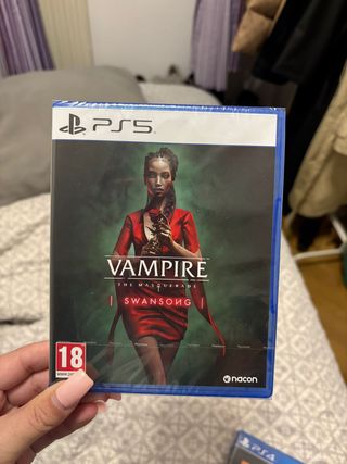 Juegos PS5 Vampire y PS4 Call of Duty