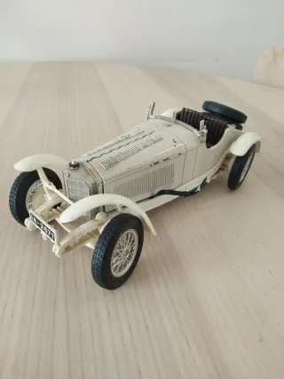 Burago Mercedes Benz SSK 1928 1/18