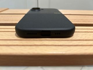 Custodia Beats Rugged per iPhone 17