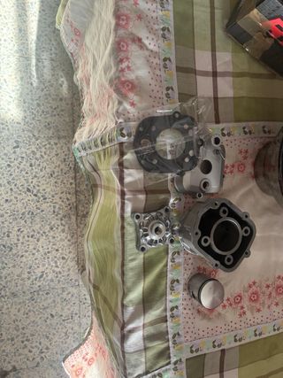 Cilindro y Pistón para Moto Plata 70cc derbi senda