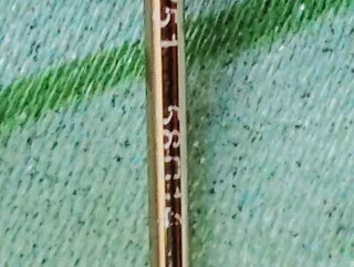 Gafas de sol doradas y multicolor