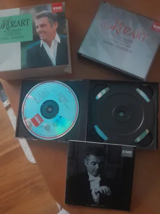 Venta solidaria: Mozart piano sonatas Barenboim