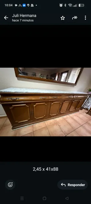 Aparador de salón madera y mármol