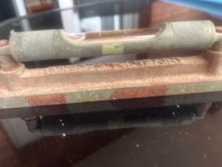 Nivel de construcción antiguo