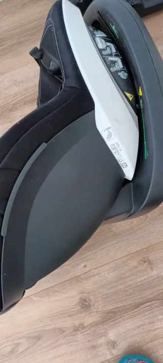 Seggiolino Auto BeSafe Izi Modular X1 + Base Isofix