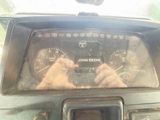 Tractor John Deere 6300 con pala