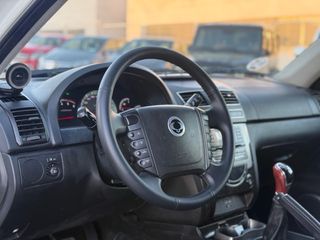 SsangYong Rexton / 7 plazas / 4x2 / 2014