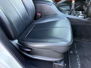 SsangYong Rexton / 7 plazas / 4x2 / 2014