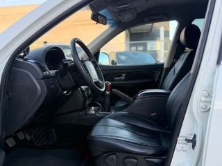 SsangYong Rexton / 7 plazas / 4x2 / 2014