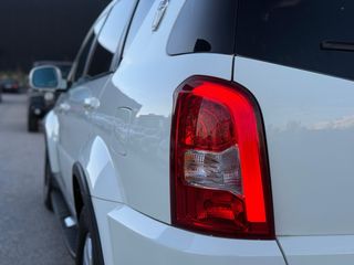 SsangYong Rexton / 7 plazas / 4x2 / 2014