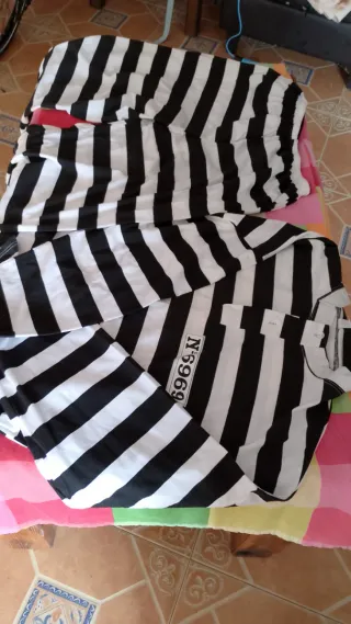 Traje de Presidiario Rayas Blanco y Negro