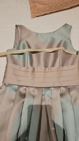 Vestido midi beige y verde azulado