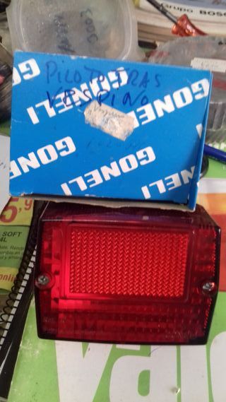 Vespa Sillin-Vintage Negro NUEVO de antiguo stock