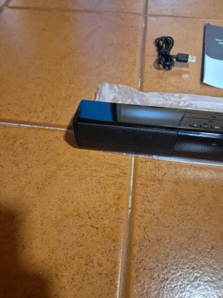 Barra de sonido negra