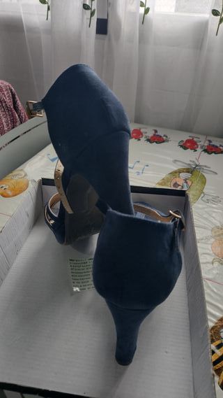 Sandalias de tacón azul marino