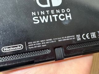 Nintendo Switch 2018 + Dock + MicroSD 256GB