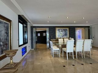 Chalet en alquiler en Elviria en Marbella