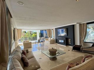 Chalet en alquiler en Elviria en Marbella