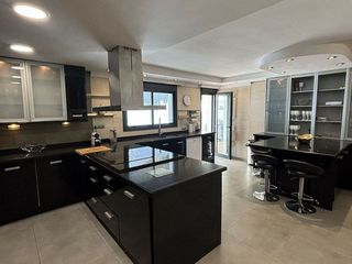 Chalet en alquiler en Elviria en Marbella