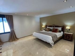 Chalet en alquiler en Elviria en Marbella