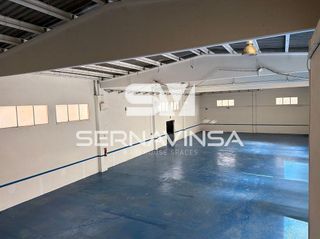 Nave industrial en venta en Sentmenat
