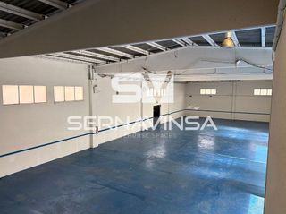Nave industrial en venta en Sentmenat