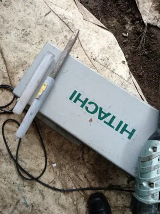 Martillo Hitachi H65SB2