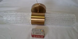 Lámpara de pared LED cristal y metal