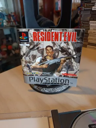 Resident Evil PS1 Platinum Completo PAL