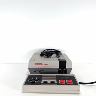 Nintendo NES Classic Mini con cavi+ 30 giochi