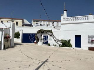 Nave industrial en venta en Valencia de Alcántara