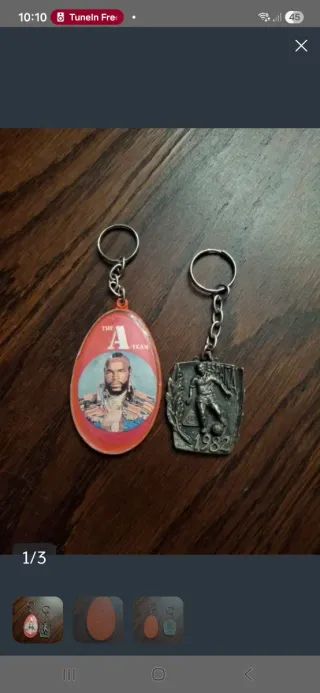 Lote de cromos y figuras