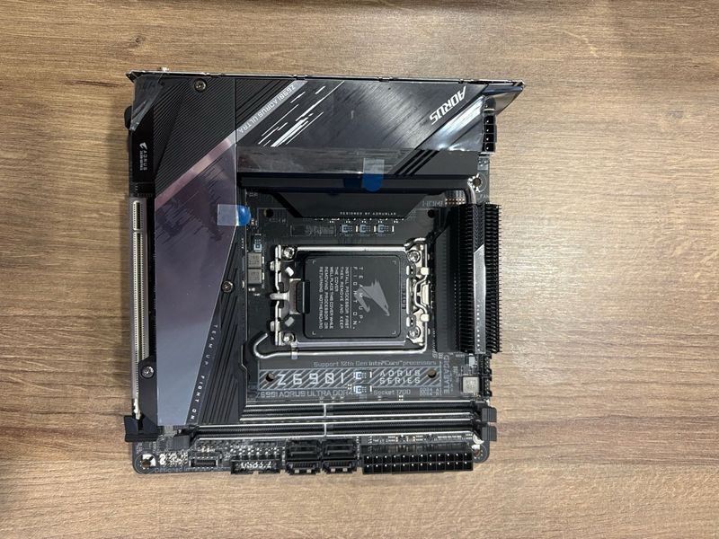 Placa Base Aorus Z690I Ultra DDR4 LGA 1700 afbeelding 4