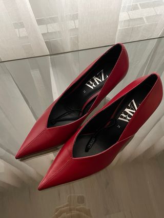 Zapatos tacón Zara rojos T38
