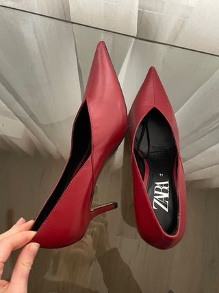 Zapatos tacón Zara rojos T38