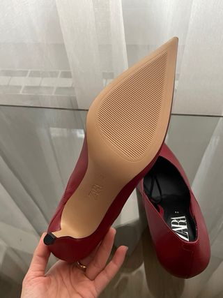 Zapatos tacón Zara rojos T38