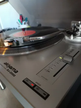 Giradiscos Akiyama DJ-2000 Argento