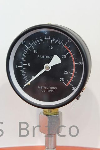 Prensa Hidráulica 20T con Manómetro - 42140 - Mader