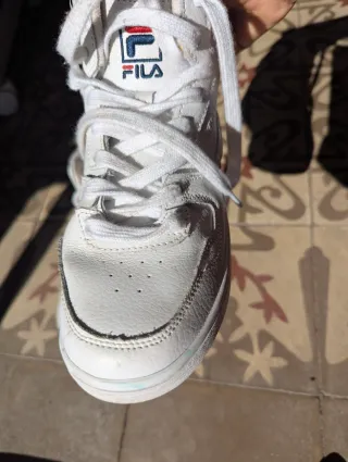 120€ Botines Zapatillas Fila FC Talla 37