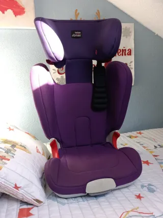 Silla de coche Britax Römer morada
