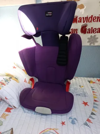 Silla de coche Britax Römer morada