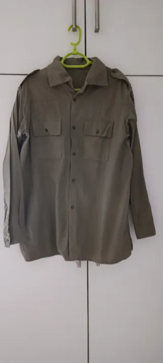 Camisa militar verde