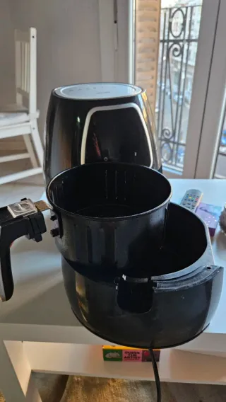 Freidora de aire negra