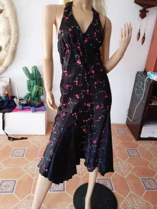 Vestido de baile volante