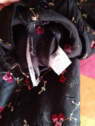 Vestido de baile volante