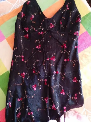 Vestido de baile volante