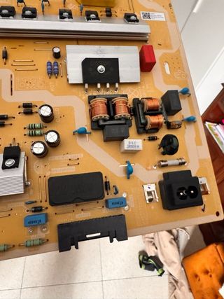 Fuente Alimentación TV Samsung UE55TU8506U