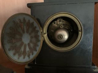 Reloj de sobremesa antiguo